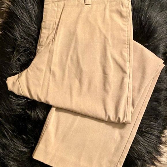 Kenneth Cole Men’s Flat Front Khaki Chino Trousers - Picture 3 of 4